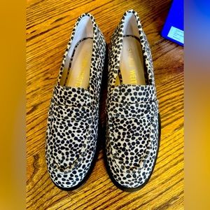 Stuart Weitzman suede cheetah loafers